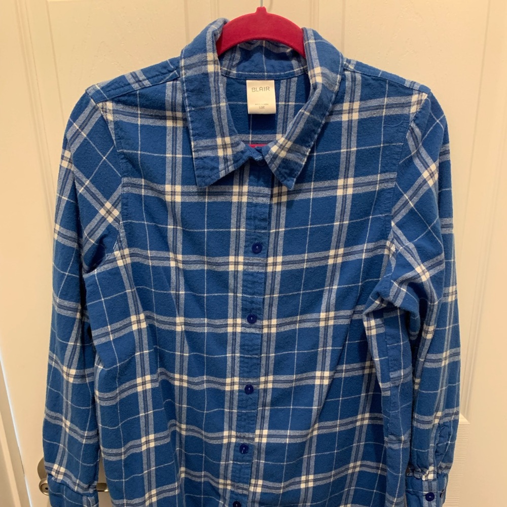 Cozy Ladies blue flannel shirt size L